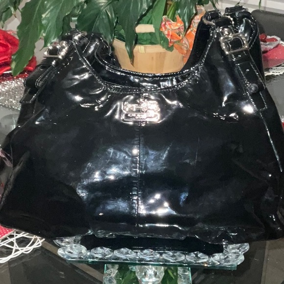 EUC Coach Maggie Patent Leather Bag - Picture 13 of 16